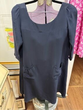 100 silk, made in USA navy shift/tunic dress with cutest details!!